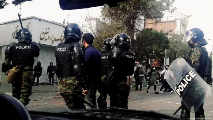Iran police