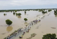 Lagos Residents Count Losses as Floods Leave Communities Cut Off