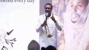 alex ekubo service of songs