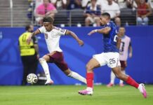 Spain shut down France to advance to World Cup final