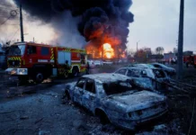 At Least 16 Killed as Russia, Ukraine Intensify Cross-Border Strikes