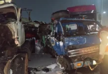 One Dead as Multiple Crashes Trigger Massive Gridlock on Kara Bridge